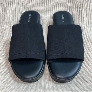 Torrid black platform sandal WW